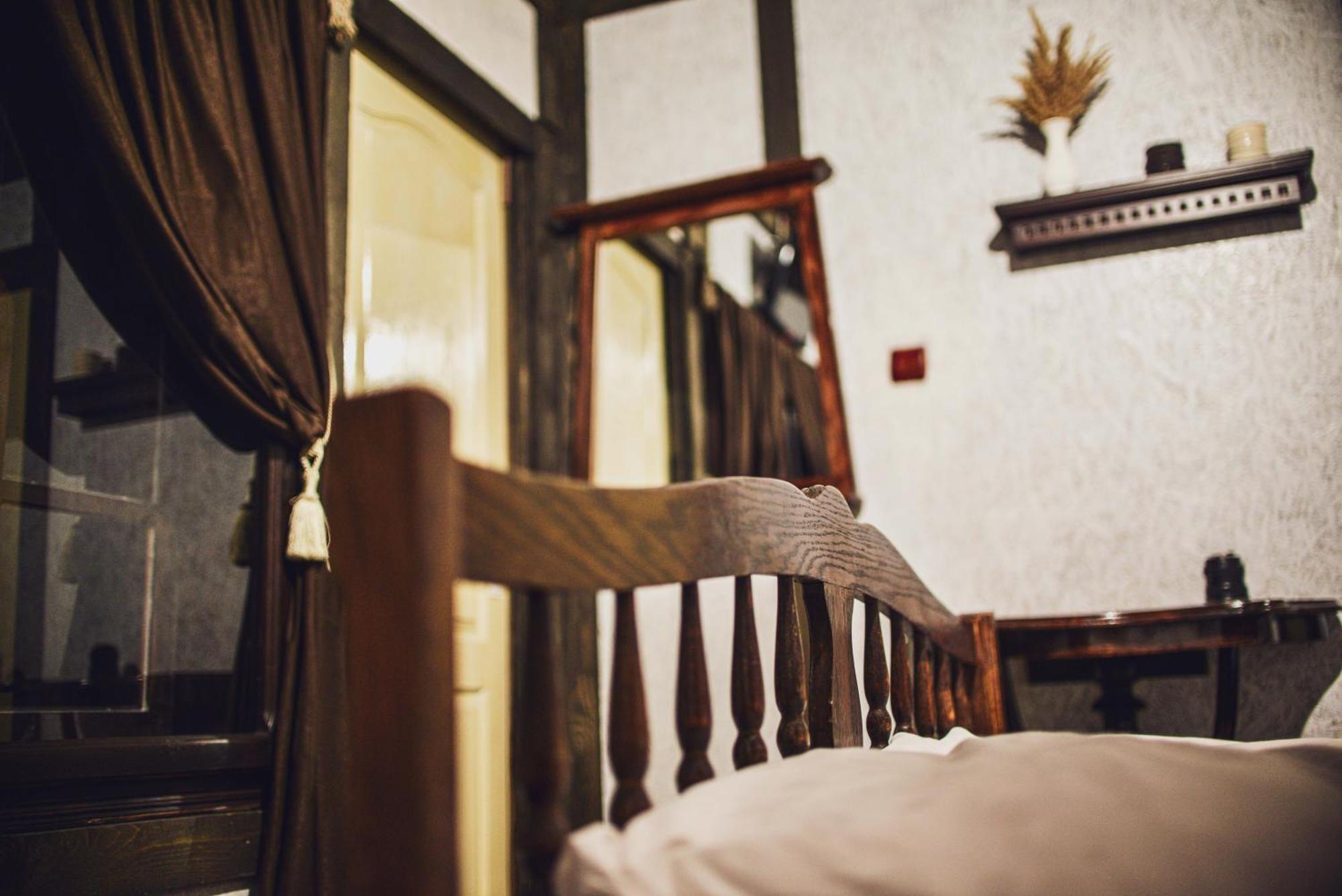 Camere De Inchiriat Pasi Liberi Tău Bistra エクステリア 写真