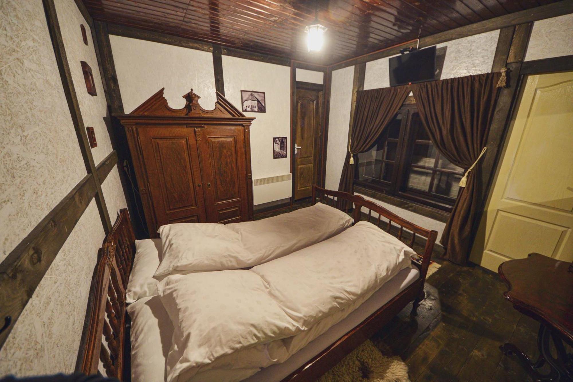 Camere De Inchiriat Pasi Liberi Tău Bistra エクステリア 写真